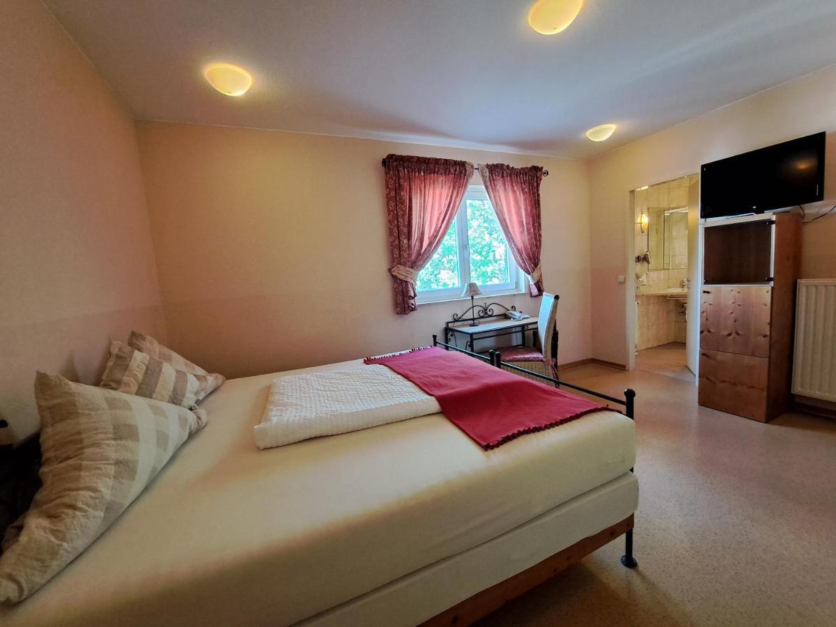 Mediterran Hotel Juwel Karlstein am Main Εξωτερικό φωτογραφία