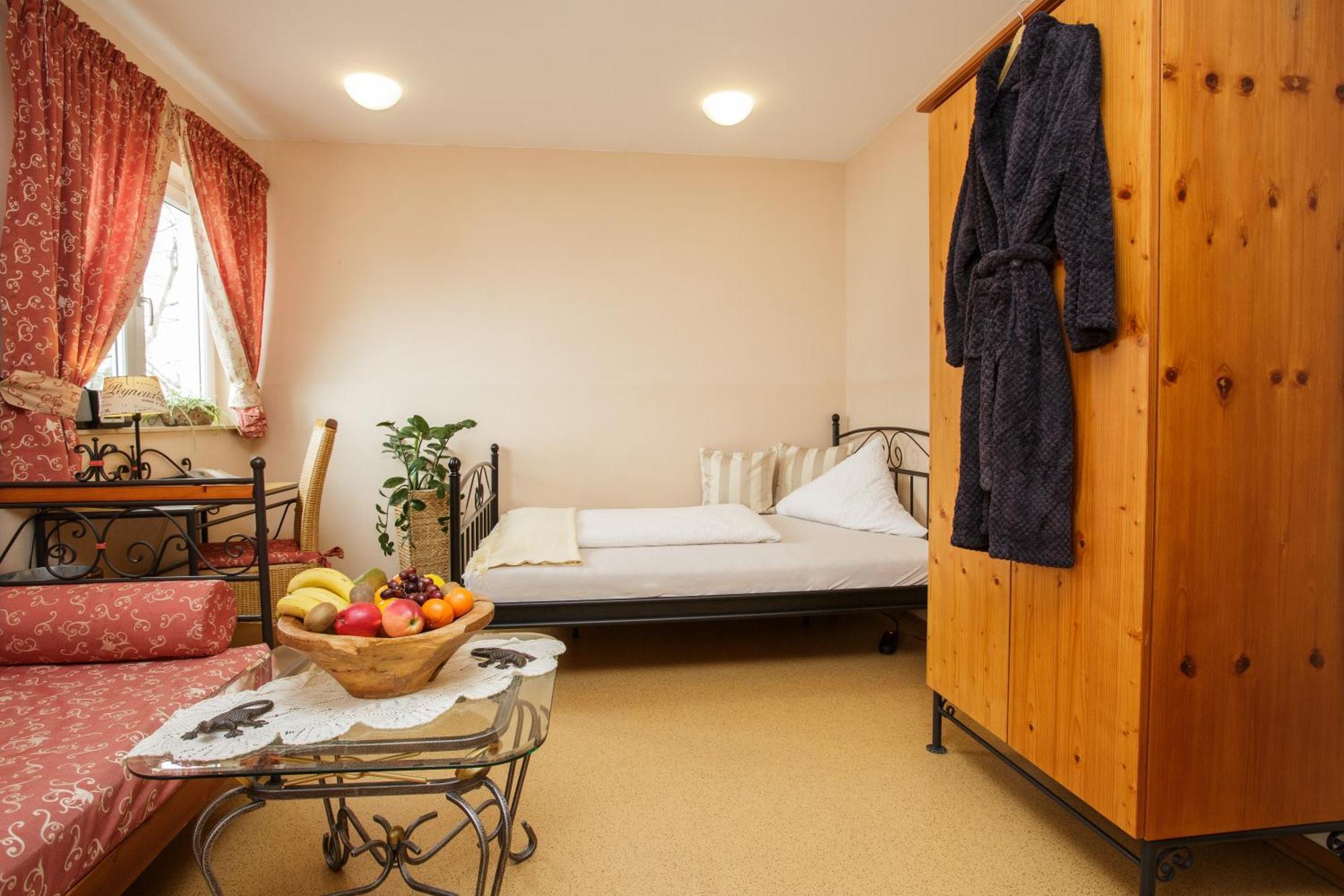 Mediterran Hotel Juwel Karlstein am Main Εξωτερικό φωτογραφία