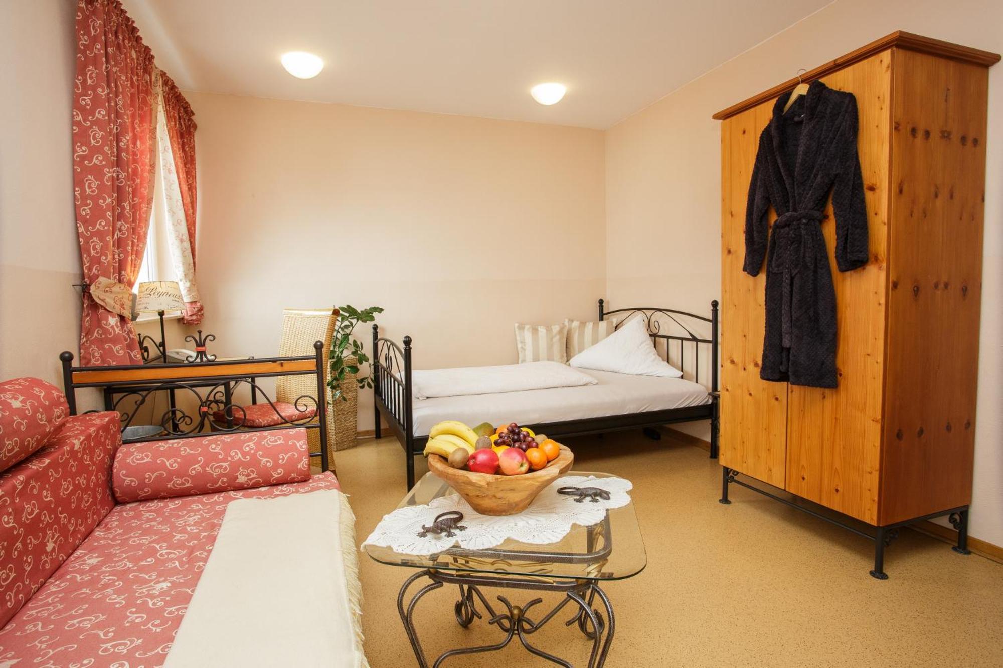 Mediterran Hotel Juwel Karlstein am Main Εξωτερικό φωτογραφία