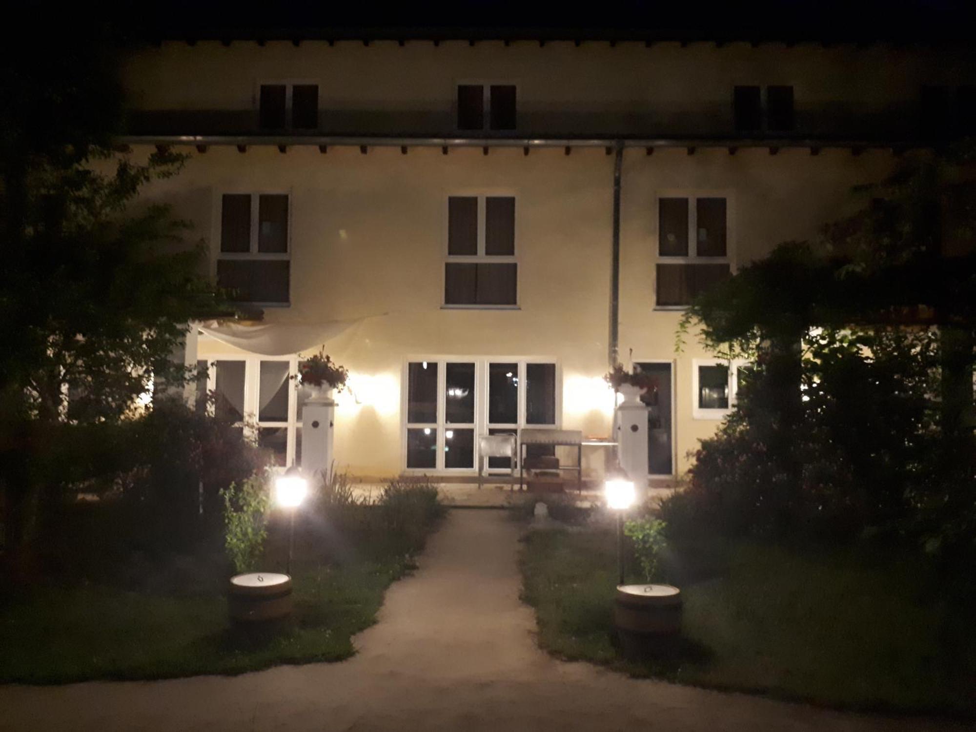 Mediterran Hotel Juwel Karlstein am Main Εξωτερικό φωτογραφία
