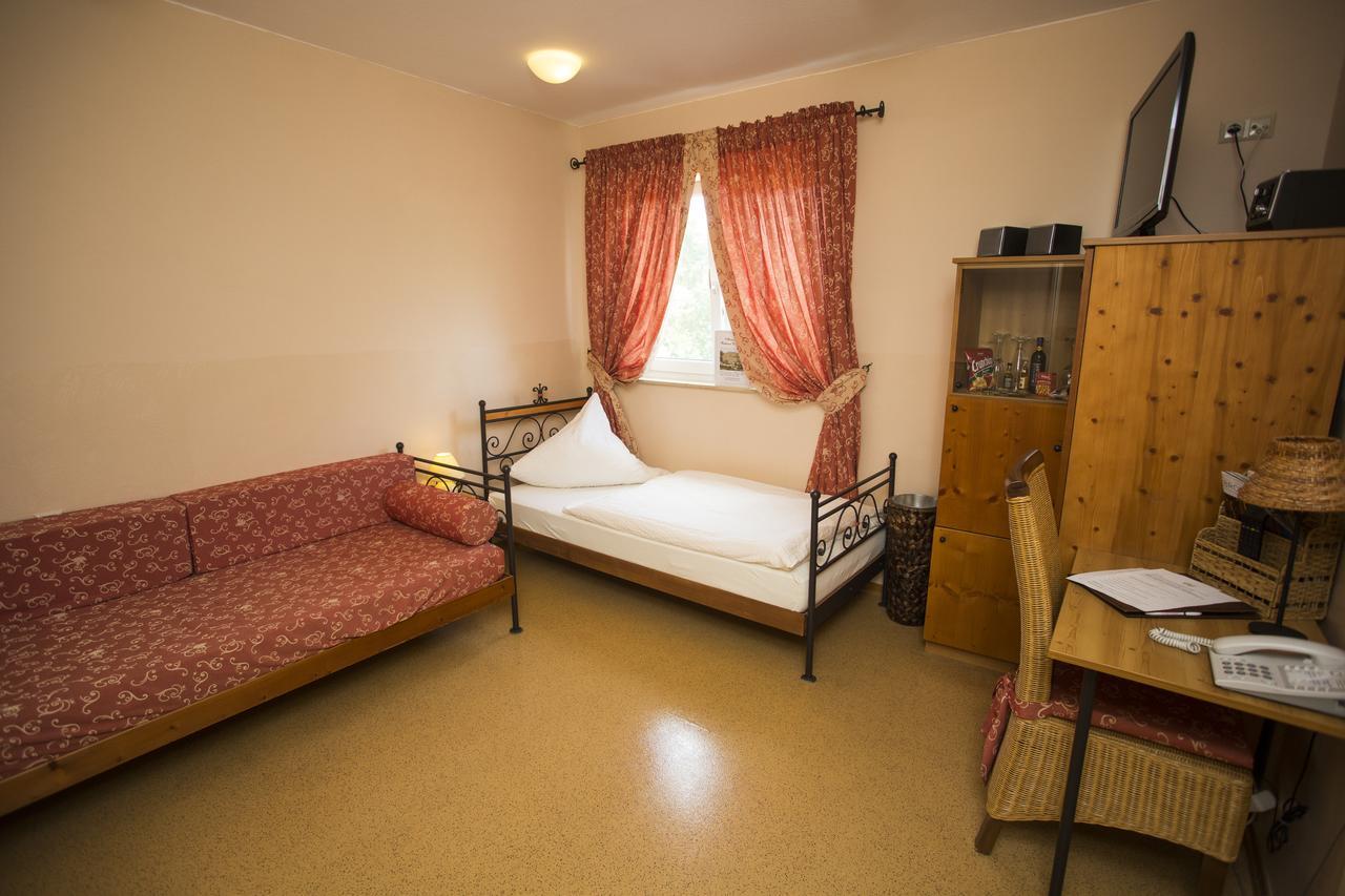 Mediterran Hotel Juwel Karlstein am Main Εξωτερικό φωτογραφία