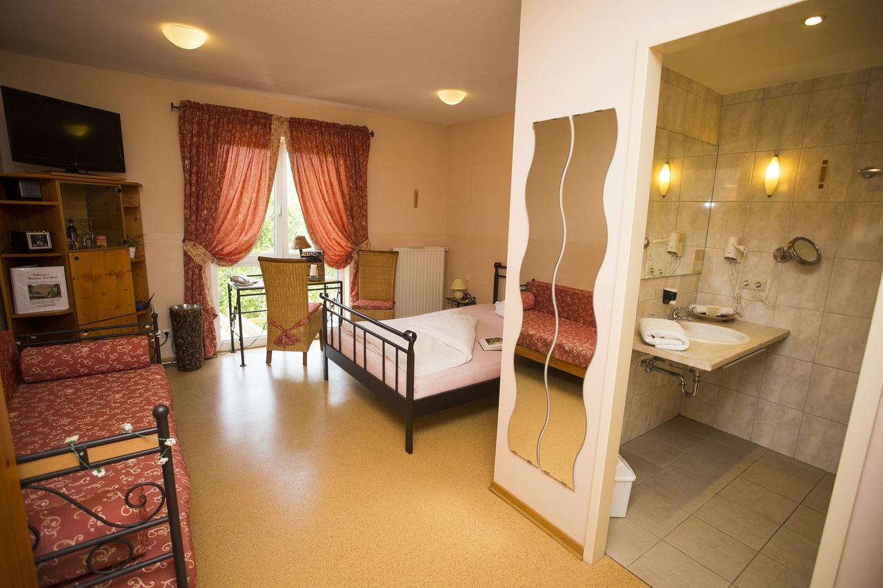 Mediterran Hotel Juwel Karlstein am Main Εξωτερικό φωτογραφία